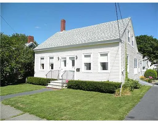 Building Photo - 21 Holmes St #1