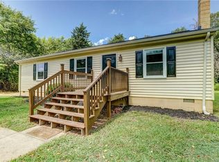 97 Dusty Rd, Bumpass, VA 23024