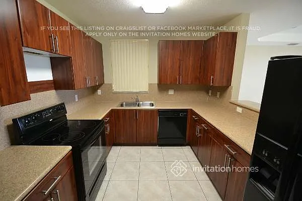 8920 SW 228th Ln — Photo 4
