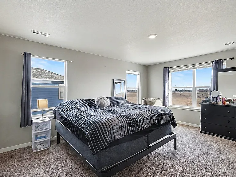 4327 Fox Grove Dr — Photo 12