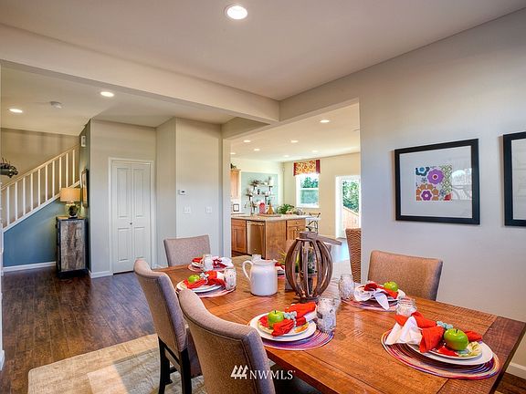 4th image of 4803 51st Avenue Ct W #2001