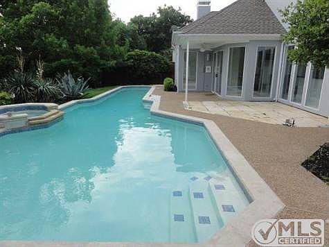 5th image of 18039 Rock Branch Dr