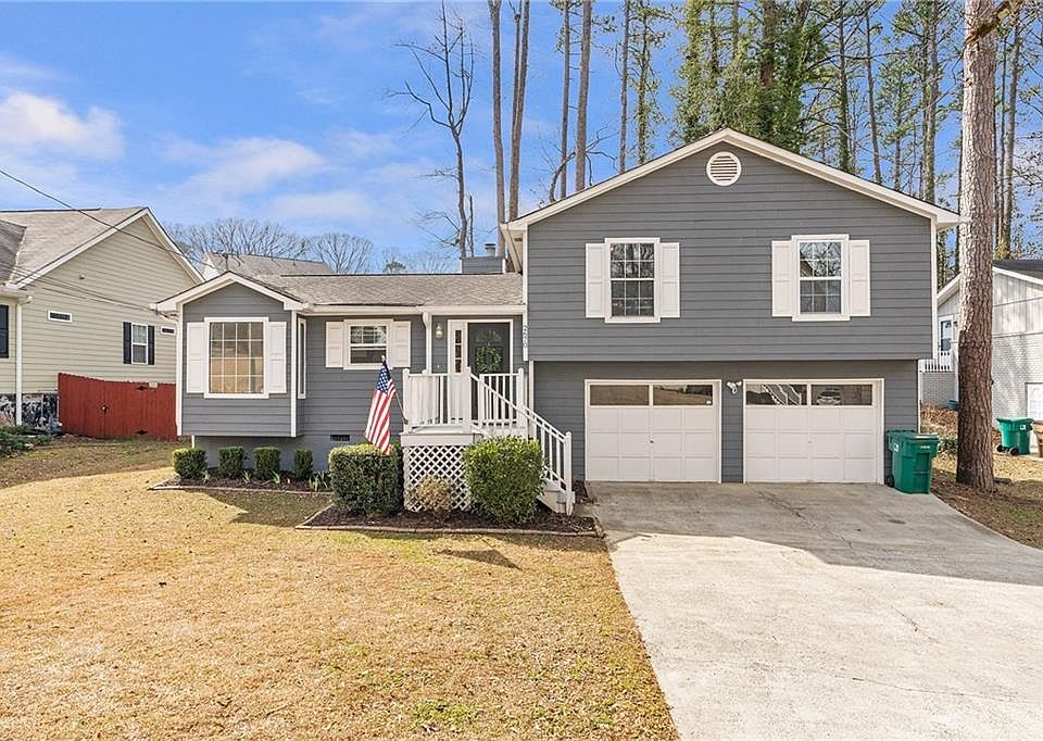 1st image of 2670 Linnwood Dr SE