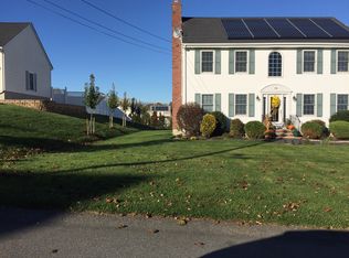 18 Jon Ester Rd, Somerset, MA 02726