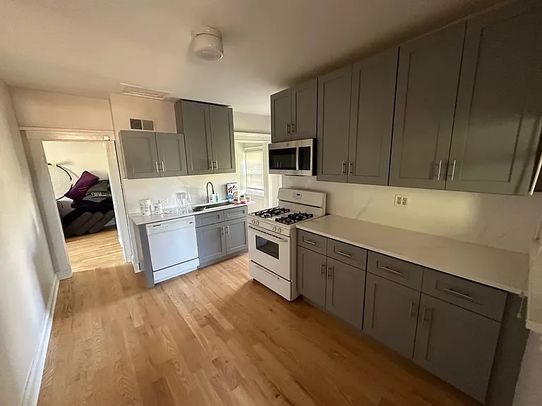 1119 Garnett Pl #3 — Photo 5