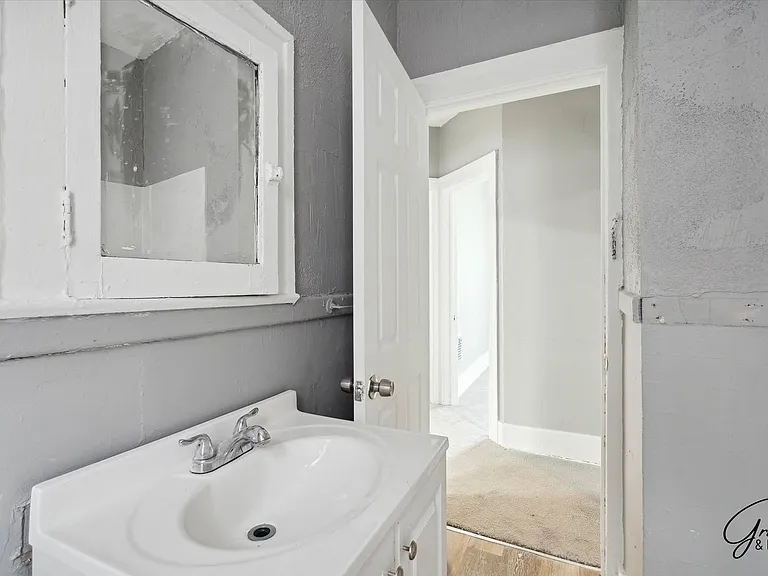 3813/3815 W Euclid - JL Schneider LLC — Photo 17