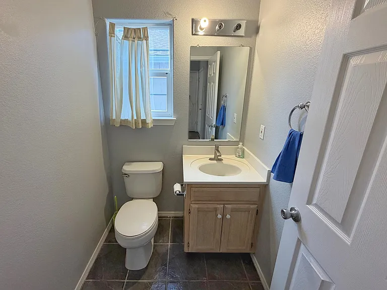 7300 Tricia Rd NE — Photo 16