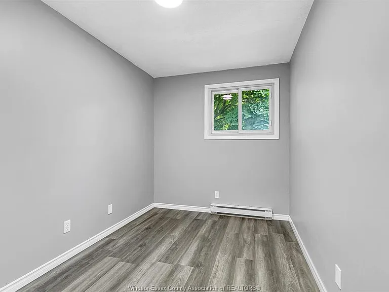 9020 Conway Ct — Photo 22