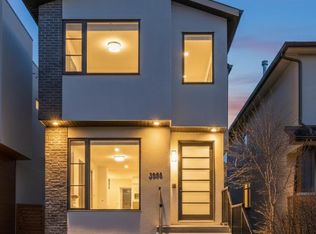 3528 W 3rd St NW, Calgary, AB T2K 0Z6