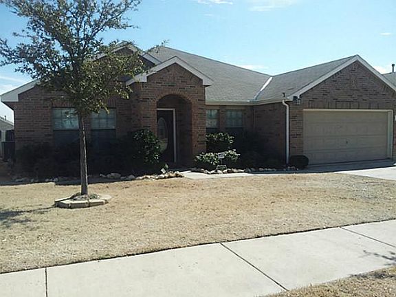 2nd image of 1213 Hickory Bend Ln