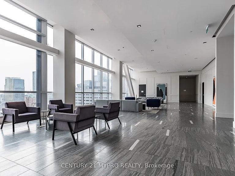 488 University Ave #2010 — Photo 14