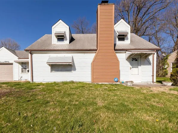 10051 Royal Dr, Saint Louis, MO 63136