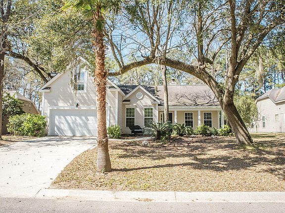 2nd image of 532 Oak Park Dr