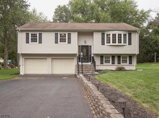 14 Meadow Ln, Hackettstown, NJ 07840