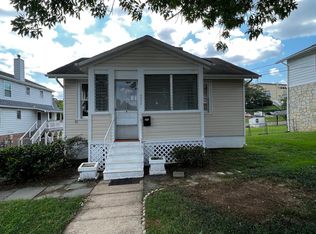 2000 6th St S, Arlington, VA 22204