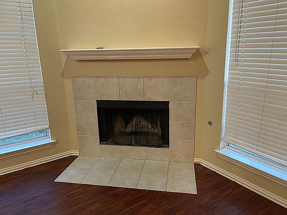 4th image of 727 Primrose Ln