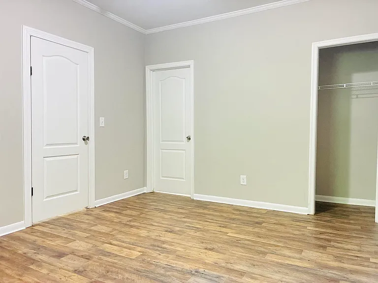 418 Orange St — Photo 6