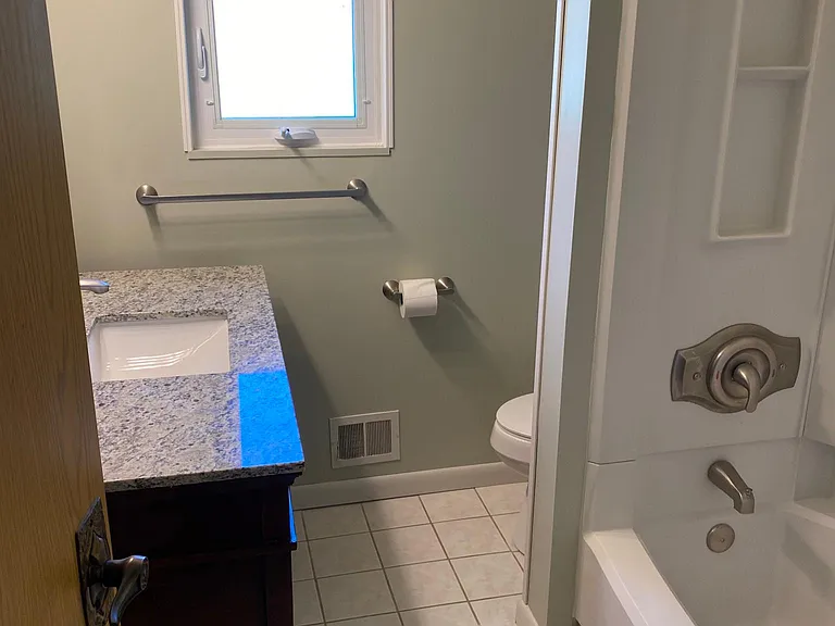 1210 Morris St — Photo 17