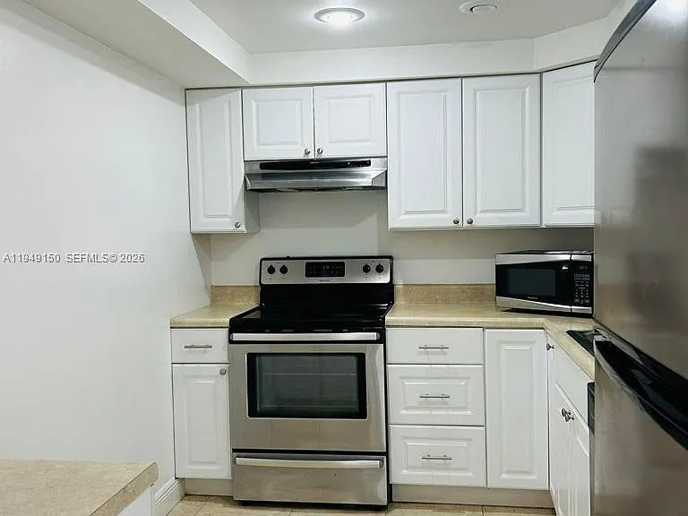 1000 Saint Charles Pl #721 — Photo 19
