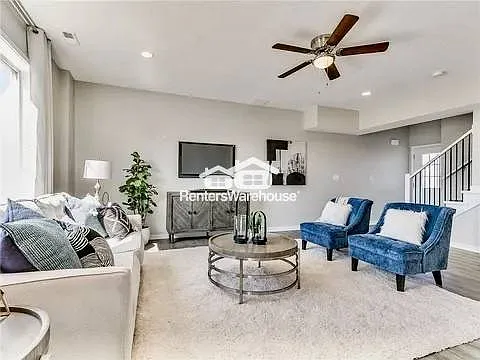 7000 Lake Ridge Ave #21 — Photo 4