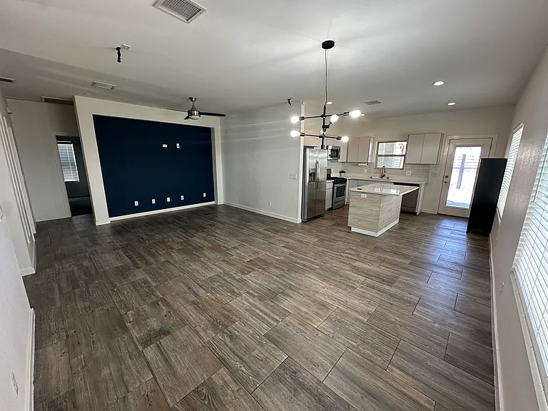 433 Beech Tree Dr — Photo 4