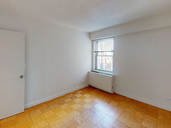 4th image of 1520 York Ave APT 11A