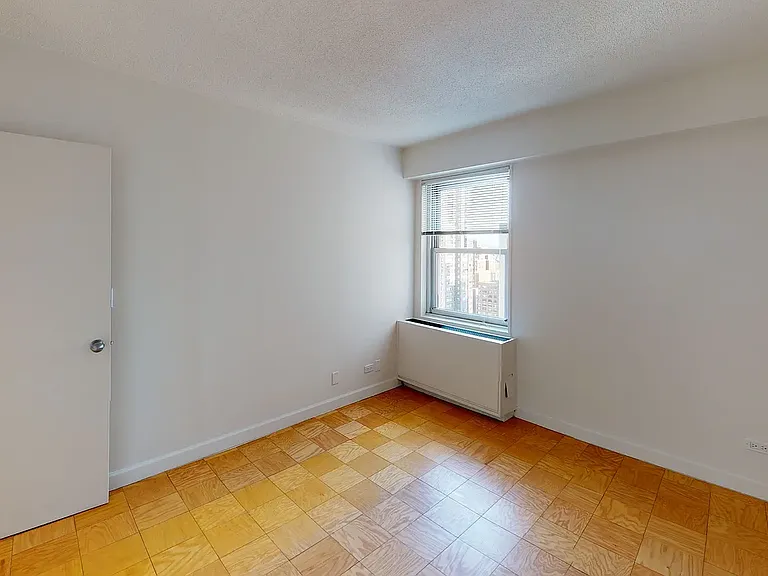 1520 York Ave #11A — Photo 4