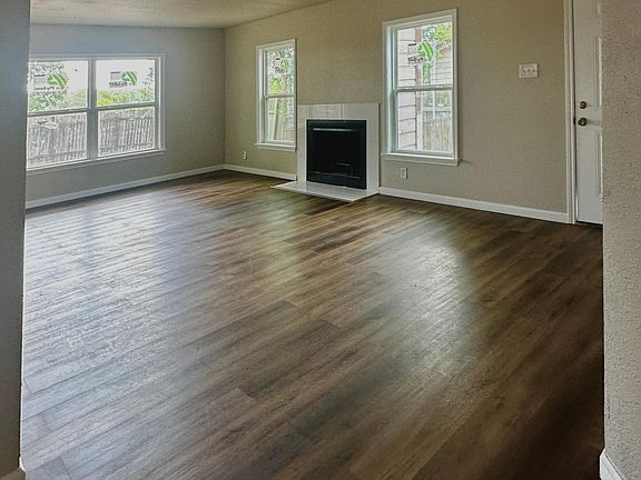 4th image of 8434 Dixon Ridge Dr