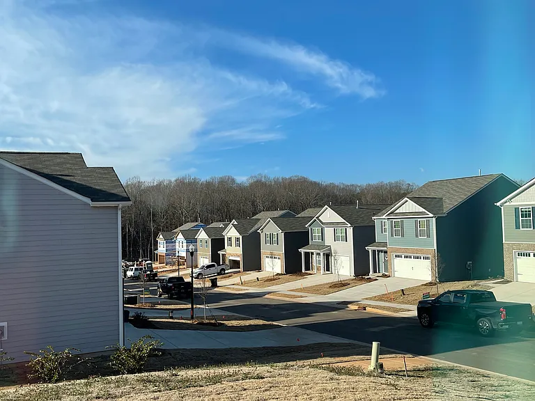 2131 Redstone Dr — Photo 13