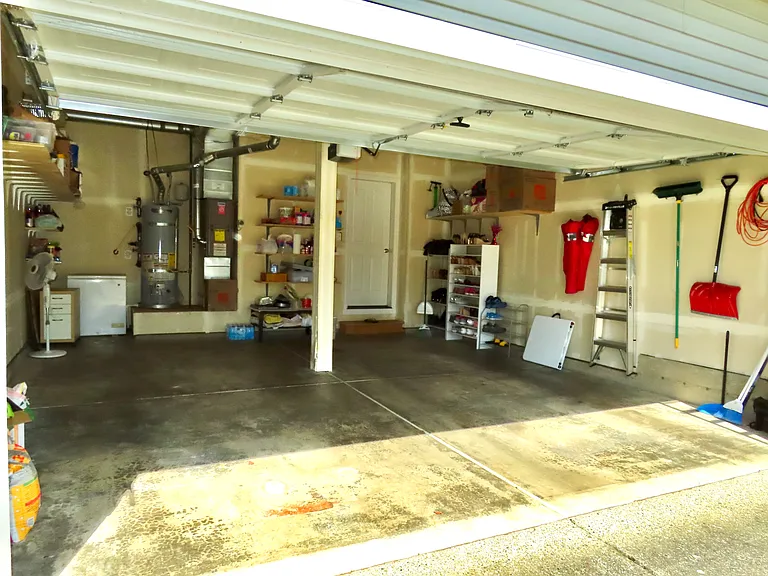 6617 Douglas Ave SE — Photo 12