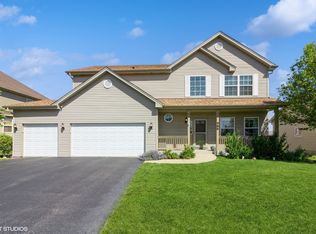 986 Amethyst Ln, Montgomery, IL 60538