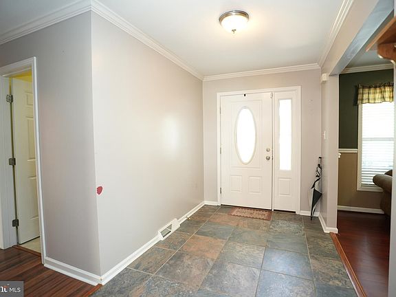 2nd image of 43115 Joy Ln