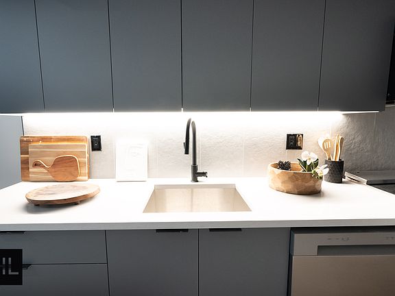 5th image of 931 Carroll St #207