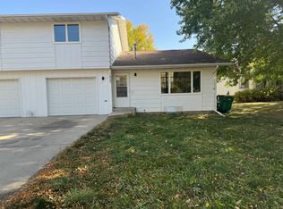 1423 S Washington St, Bismarck, ND 58504