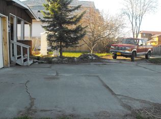 2932 Rose St, Anchorage, AK 99508