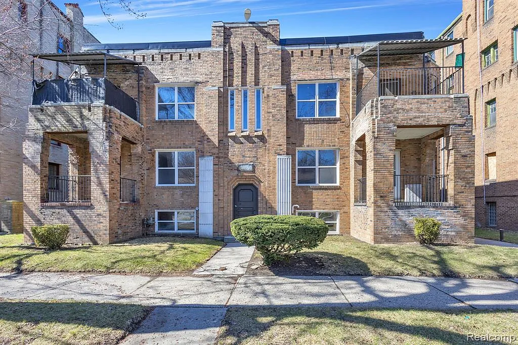 1 bed, 1.0 bath, 3450 sqft, $950 — Photo 3