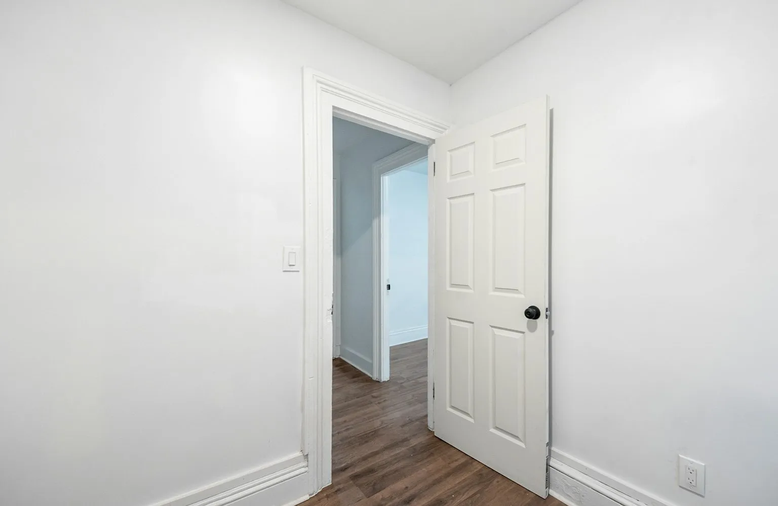 1361 East 45th Street, Unit C — Photo 3