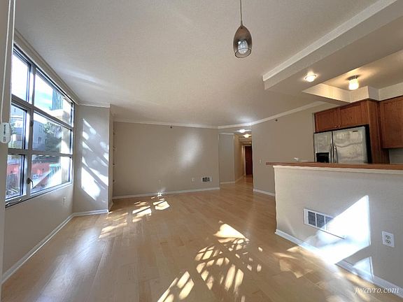 4th image of 1800 Washington St APT 218