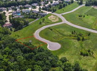 Madi Ct #101, Menasha, WI 54952