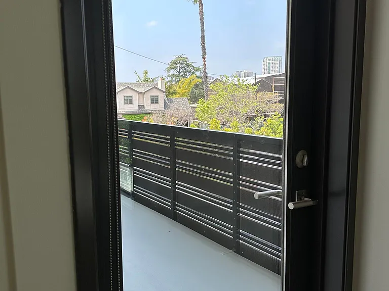 10269 Santa Monica Blvd #403 — Photo 9