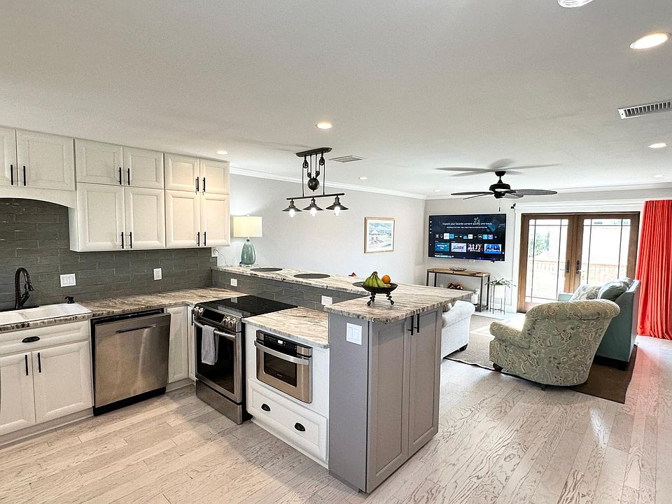 Kitchen & living room