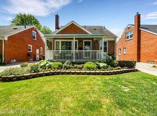 22920 Gaukler St, Saint Clair Shores, MI 48080