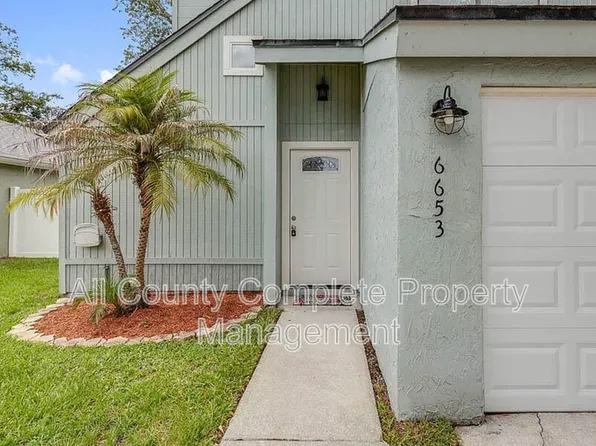6653 Periwinkle Dr, Jacksonville, FL 32244