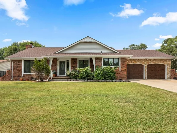 2117 N Ridgewood Dr, Wichita, KS 67208