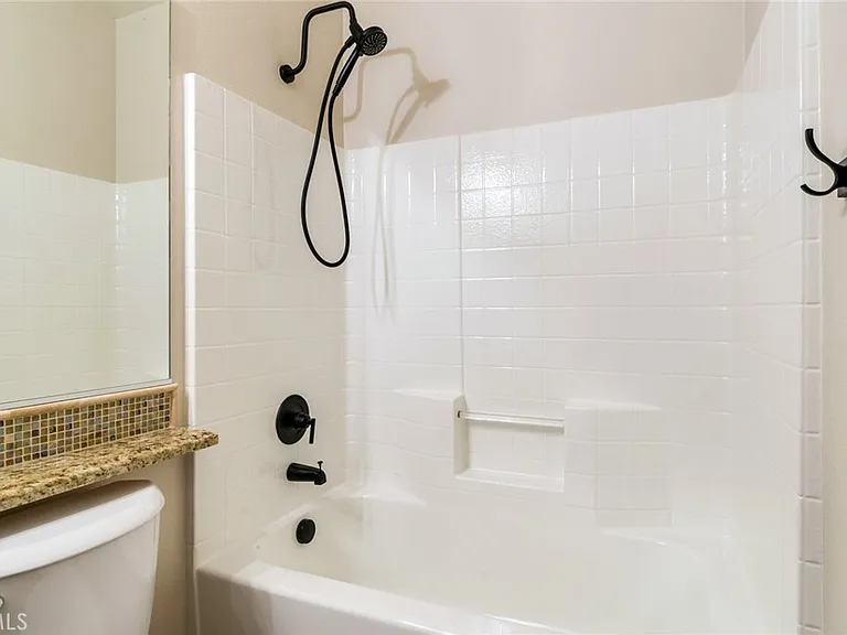 13563 Mashona Ave #7 — Photo 14