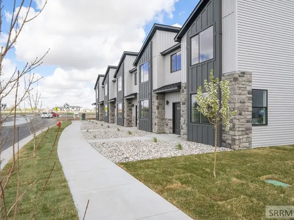 745 N Curlew Dr, Idaho Falls, ID 83401