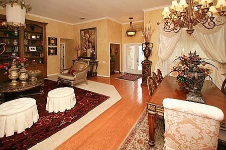 4th image of 413 Vista Oak Dr