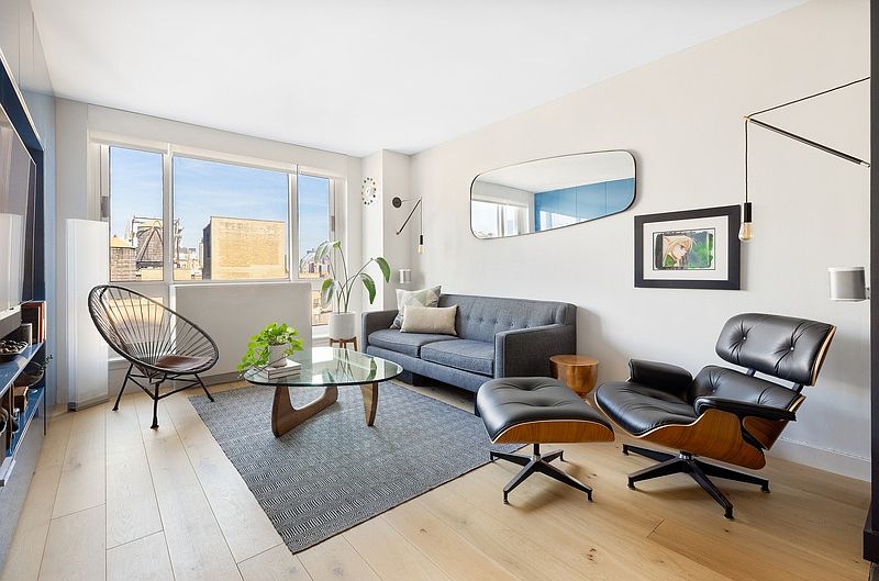 1st image of 1 Irving Pl APT G17d