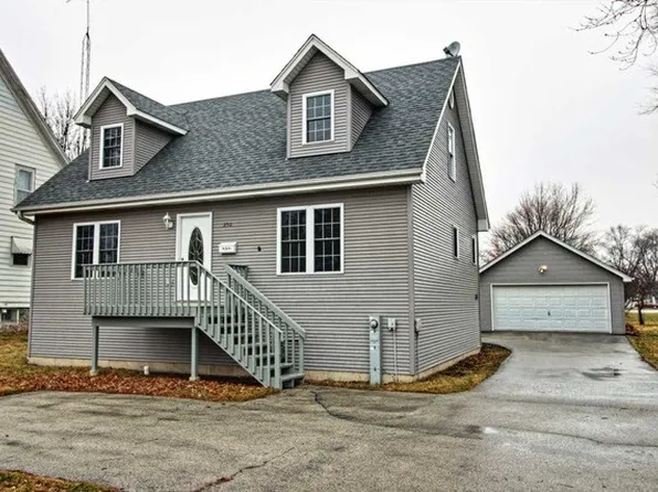 250 Telegraph St, Marengo, IL 60152