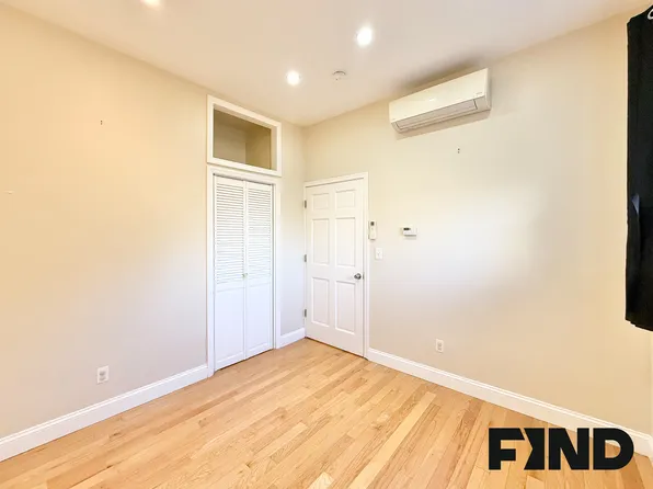 169 Sackett Street image 12 of 27